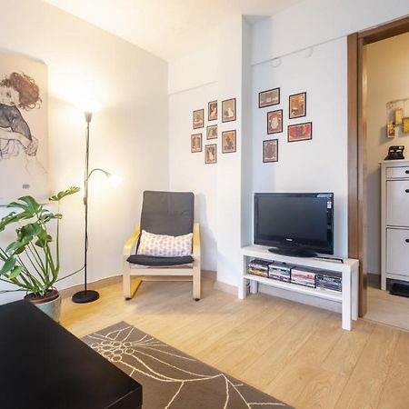 Апартаменти Flat With Balcony Near Bull Statue In Kadikoy Стамбул Екстер'єр фото