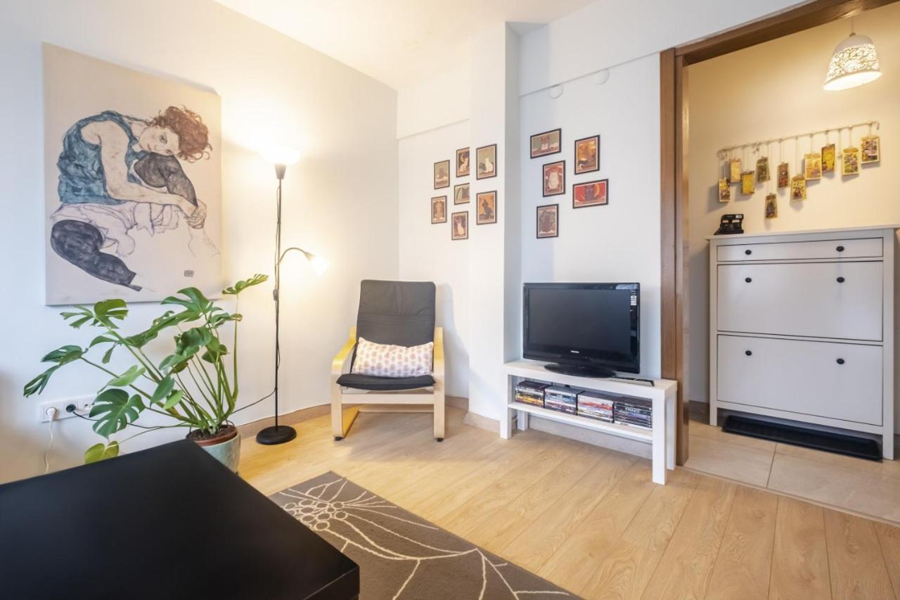 Апартаменти Flat With Balcony Near Bull Statue In Kadikoy Стамбул Екстер'єр фото